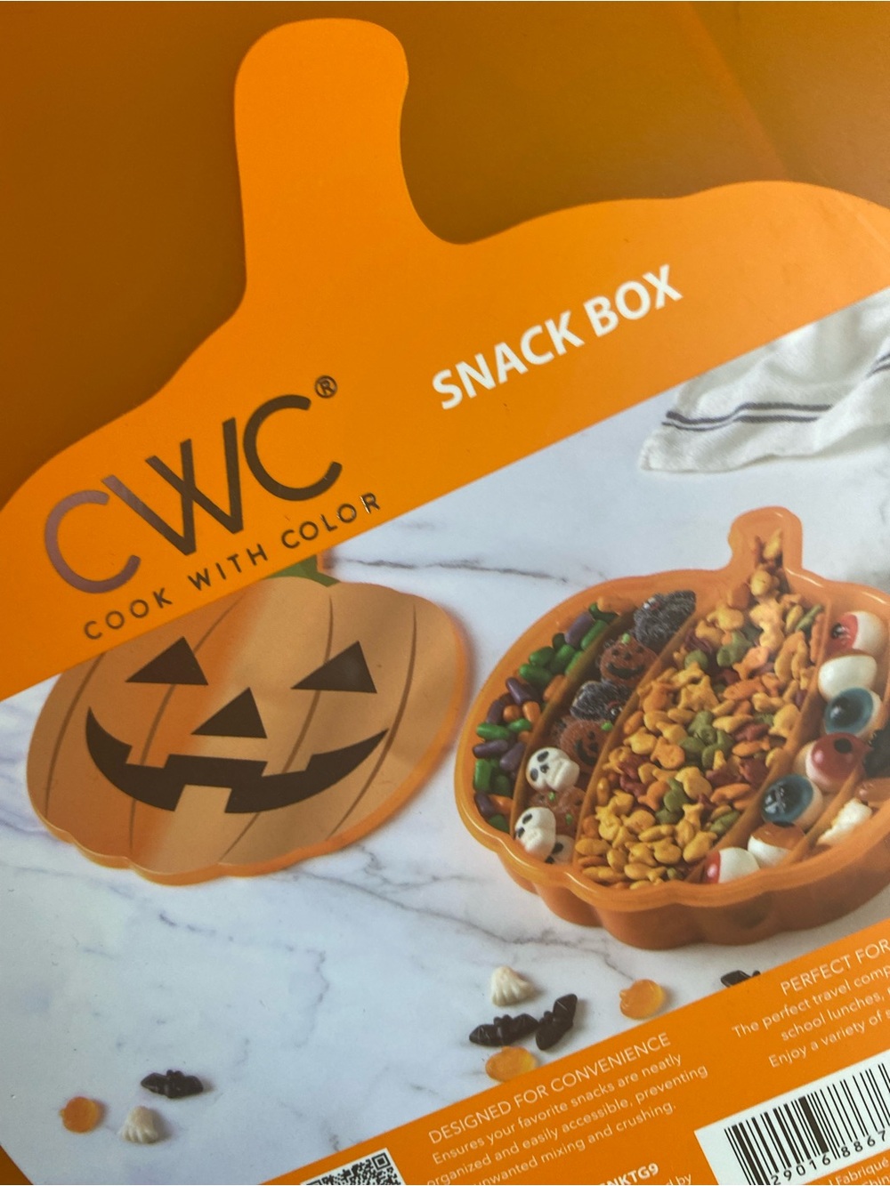 CWC Halloween Jack-o-lantern Snack Box NWT - Picture 2 of 5